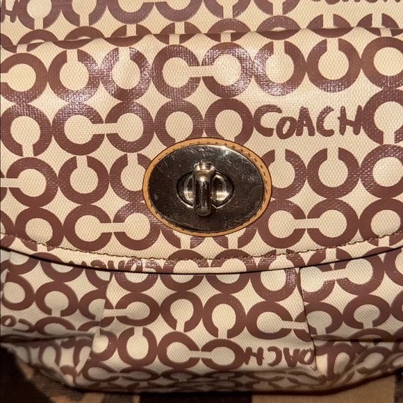 Coach Tan and Brown Large Shoulder Bag - Picture 2 of 12